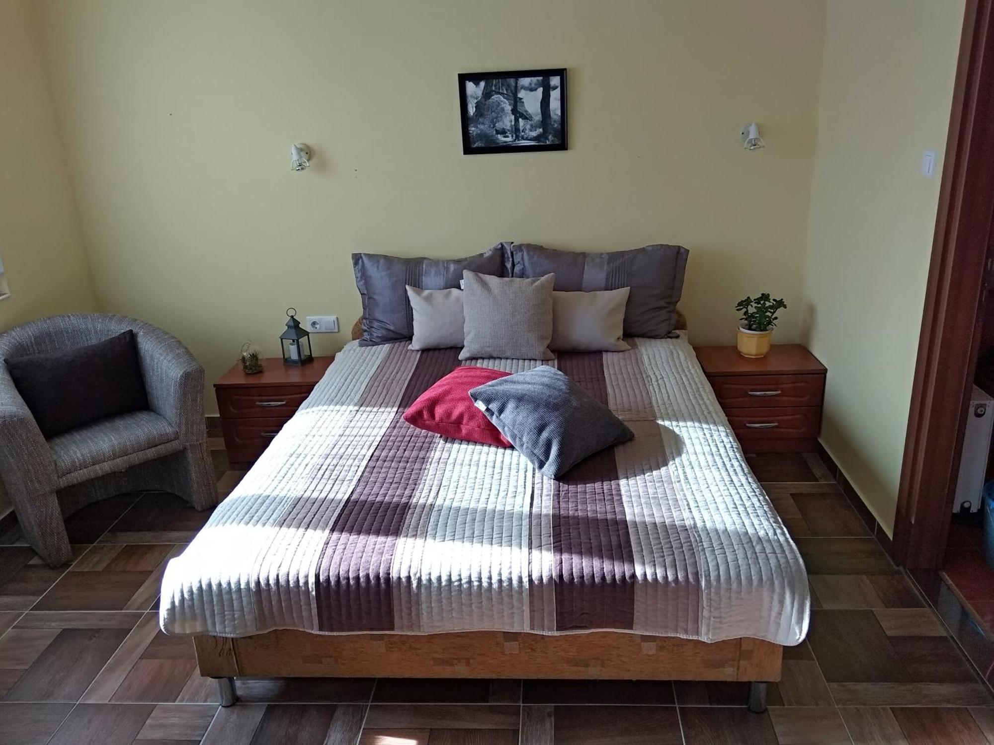Yellow Apartmanhaz Bük Zewnętrze zdjęcie