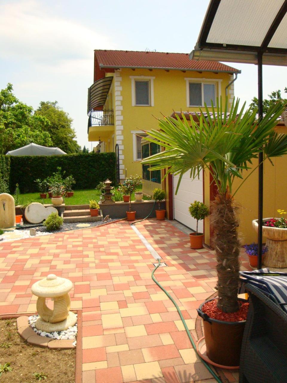 Yellow Apartmanhaz Bük Zewnętrze zdjęcie