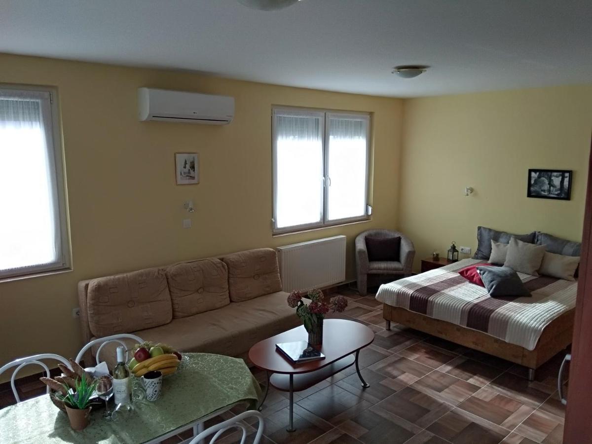 Yellow Apartmanhaz Bük Zewnętrze zdjęcie